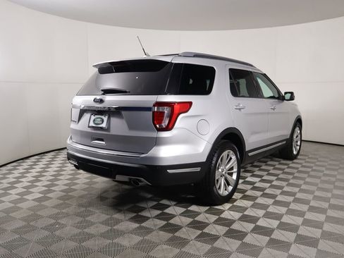 Used 2019 Ford Explorer Limited w/ Class III Trailer Tow Package image 5