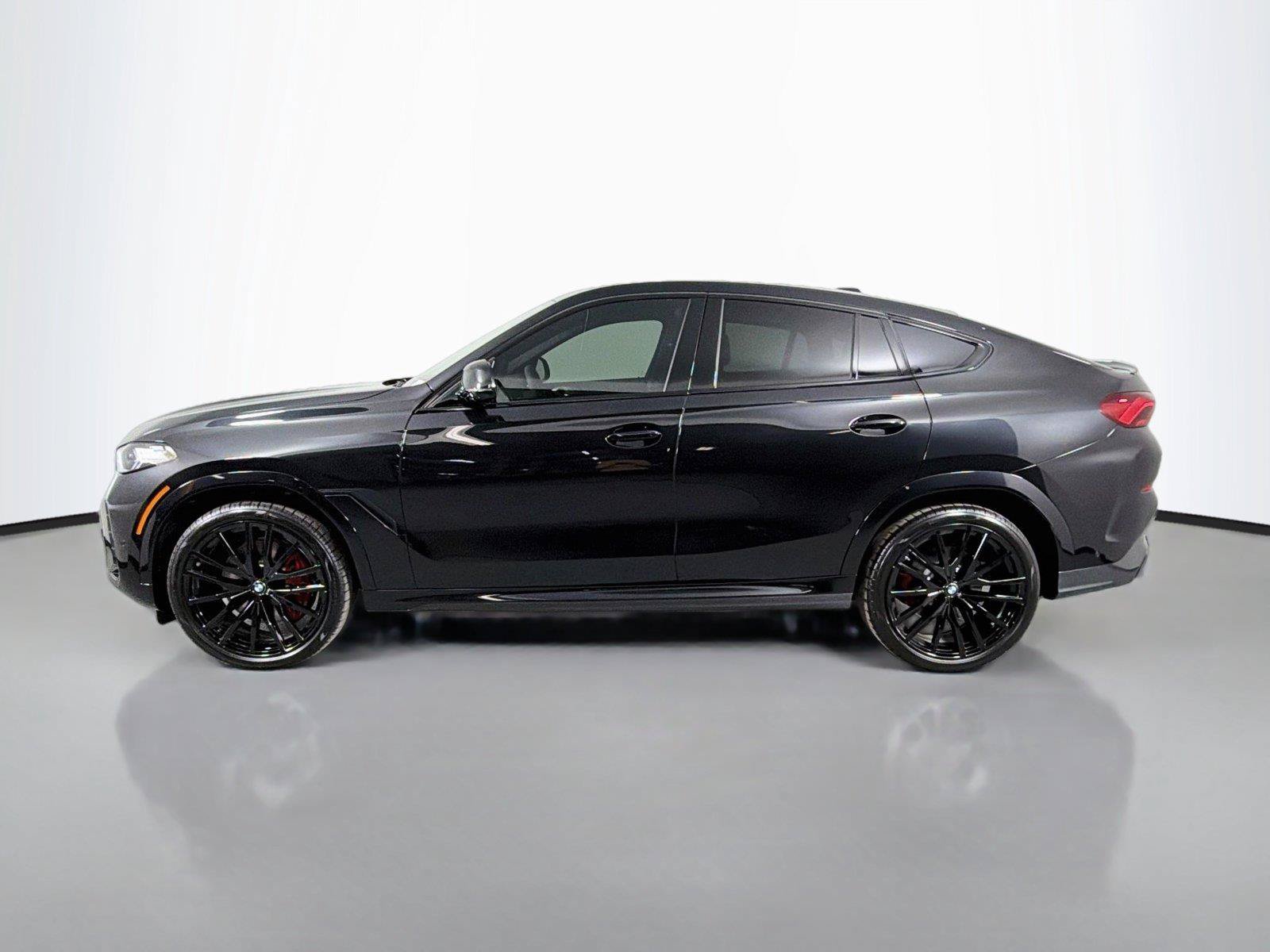 New 2027 BMW X6 xDrive40i w/ Climate Comfort Package AWD/4WD image 8