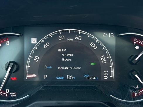 Used 2024 Toyota RAV4 XLE Premium image 33