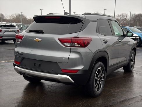 Used 2024 Chevrolet TrailBlazer LT w/ Convenience Package image 5