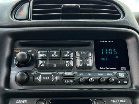 Used 2003 Chevrolet Corvette Z06 w/ Memory Package, 3 Drivers image 28