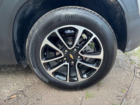Used 2025 Chevrolet TrailBlazer LT FWD image 28