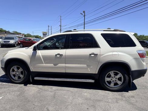 Used 2012 GMC Acadia SLE w/ LPO, 'HIT The Road' Package FWD image 3