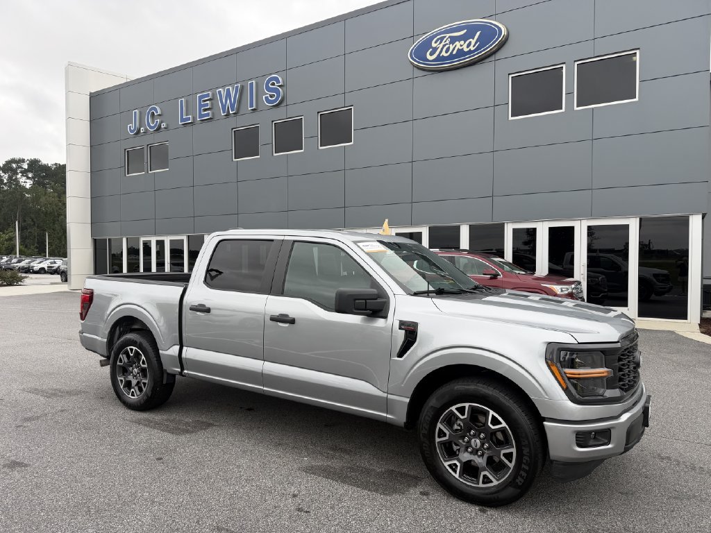Used 2025 Ford F150 STX w/ Equipment Group 200A RWD image 2