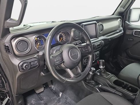 Used 2022 Jeep Wrangler Unlimited Sport AWD/4WD image 16
