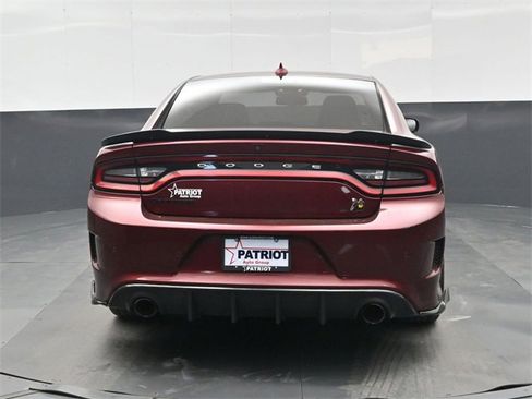 Used 2022 Dodge Charger Scat Pack w/ Navigation & Travel Group image 5