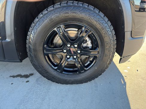 Used 2021 GMC Acadia AT4 w/ Trailering Package image 24