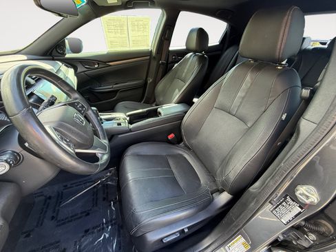 Used 2018 Honda Civic Sport Touring image 10