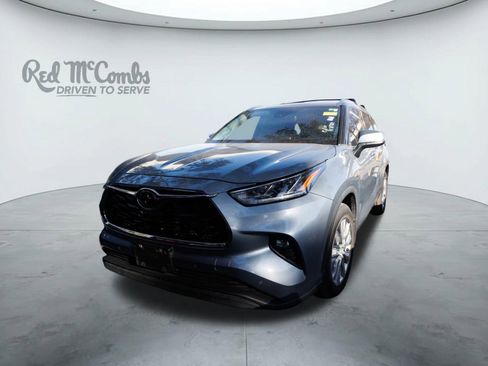 Used 2023 Toyota Highlander Limited image 1