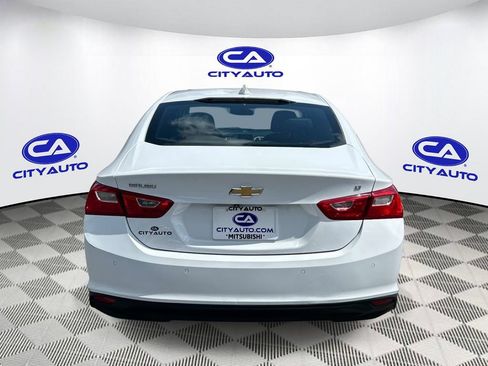 Used 2023 Chevrolet Malibu LT w/ Driver Confidence Package FWD image 5