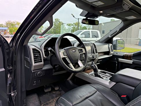 Used 2020 Ford F150 Lariat AWD/4WD image 13