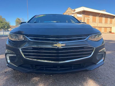 Used 2016 Chevrolet Malibu LT image 2