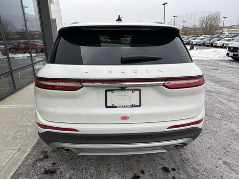 New 2026 Lincoln Corsair Premiere image 4