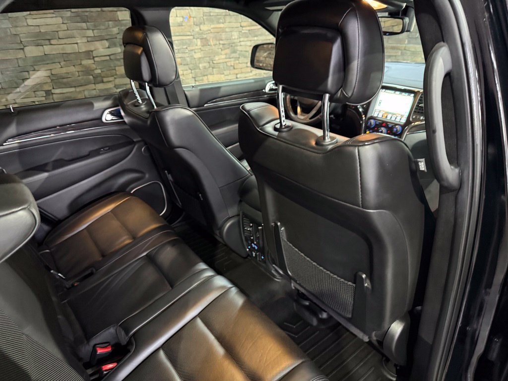 Used 2018 Jeep Grand Cherokee Overland AWD/4WD image 32