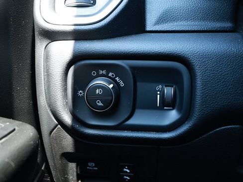 Used 2022 RAM 1500 Big Horn RWD image 15