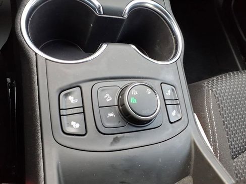 Certified 2023 GMC Terrain SLE w/ Driver Convenience Package image 24