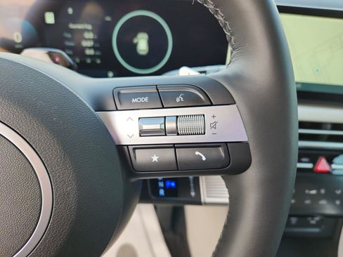 New 2026 Hyundai Tucson Limited image 32