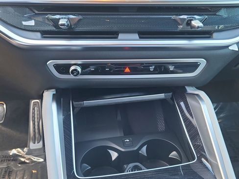New 2026 BMW X6 xDrive40i AWD/4WD image 30