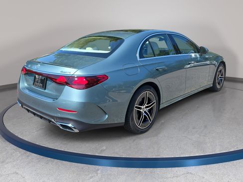 New 2026 Mercedes-Benz E 350 4MATIC Sedan image 5