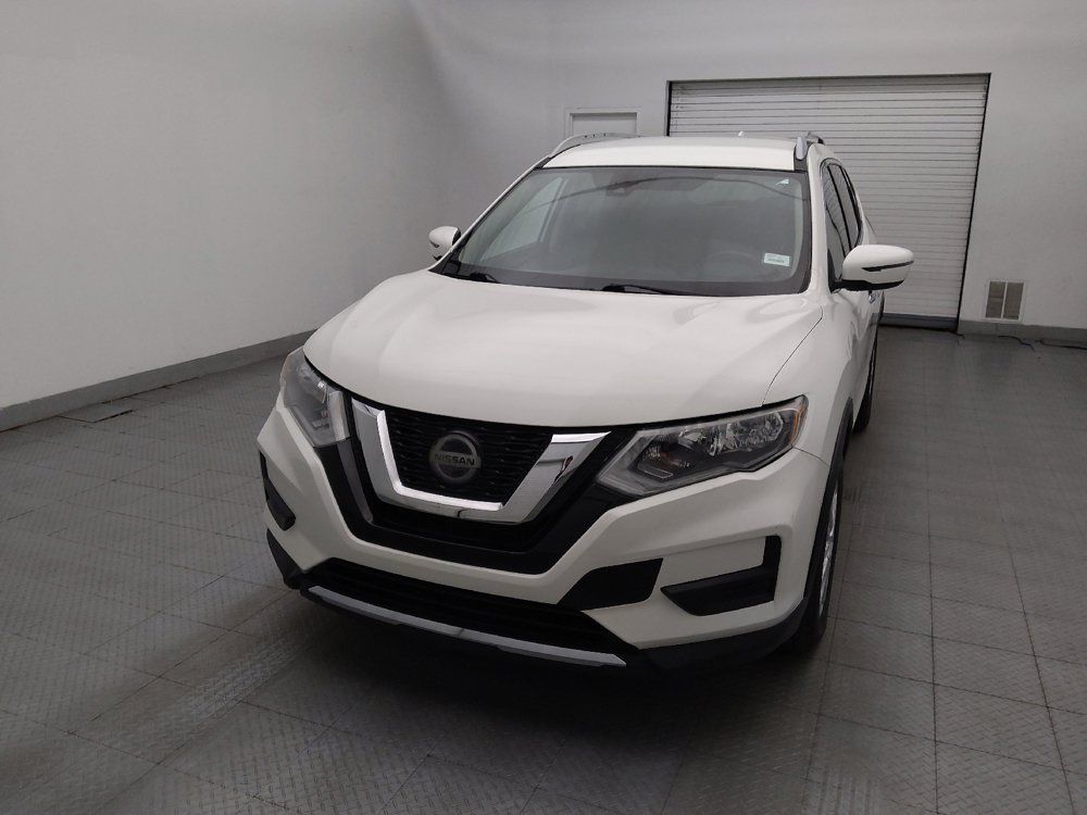 Used 2020 Nissan Rogue SV FWD image 15