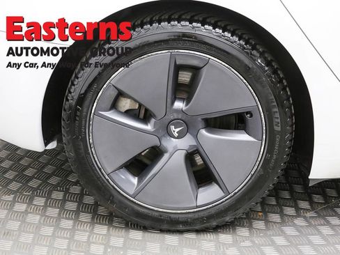 Used 2023 Tesla Model 3 Standard Range image 27
