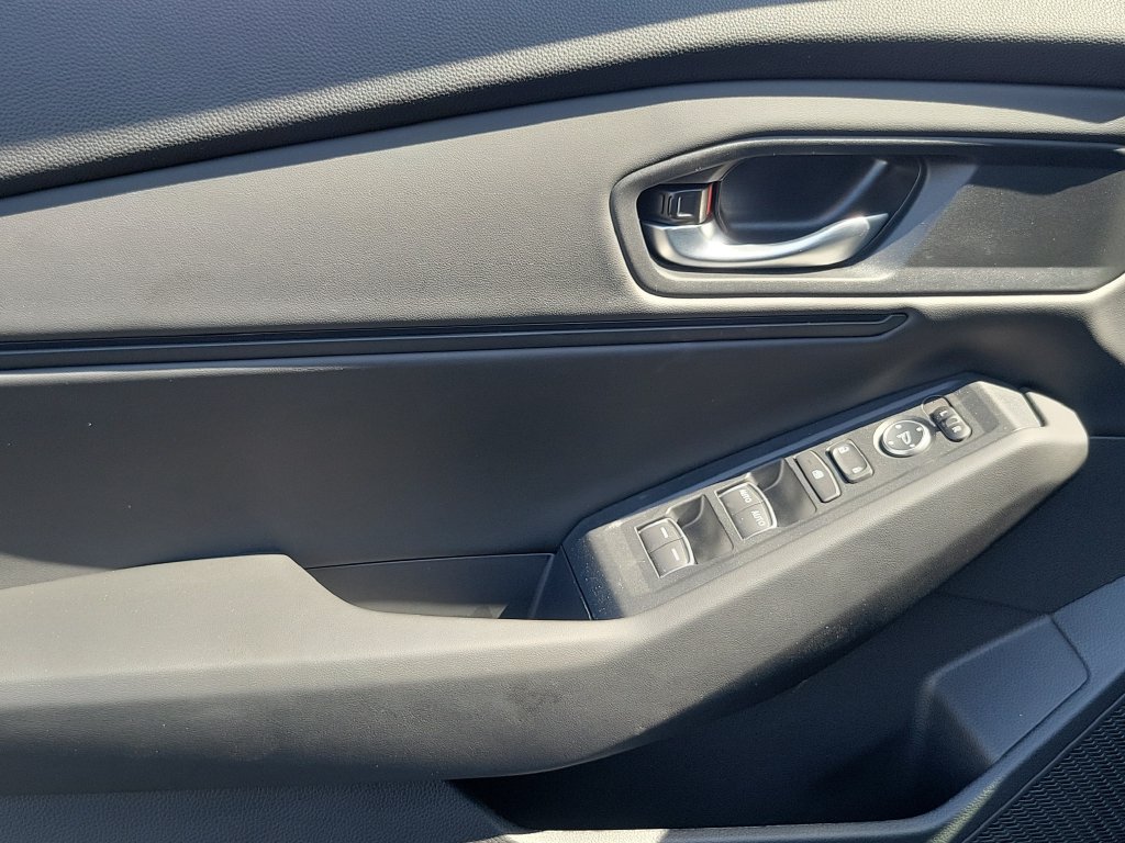 Certified 2025 Honda Accord SE image 19