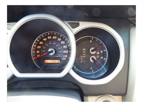 Used 2005 Toyota 4Runner Limited image 26