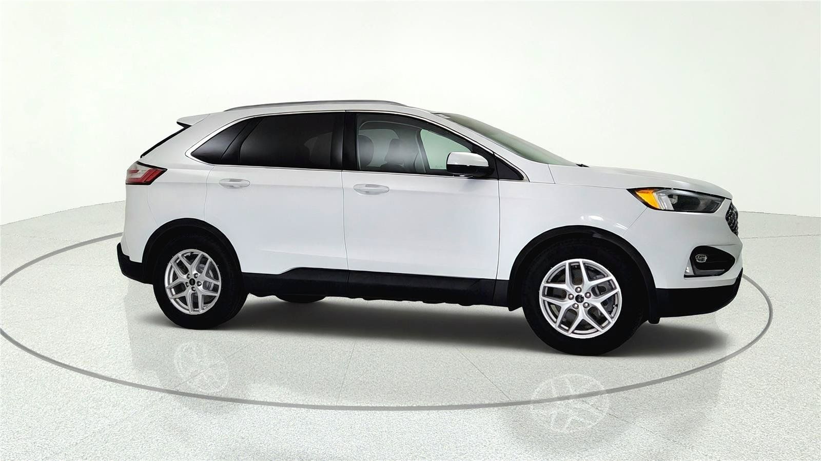 Used 2023 Ford Edge SEL w/ Convenience Package AWD/4WD image 8