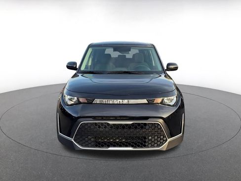 Used 2025 Kia Soul LX w/ LX Technology Package image 4