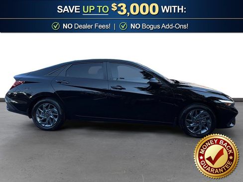 Used 2024 Hyundai Elantra Blue FWD image 8