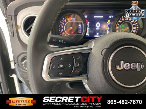 Used 2024 Jeep Wrangler Unlimited Sahara w/ Safety Group AWD/4WD image 15
