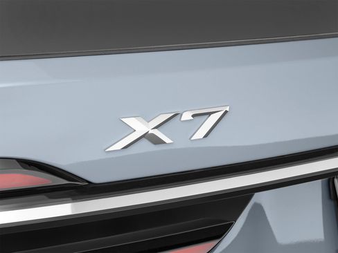 Used 2024 BMW X7 xDrive40i w/ Executive Package AWD/4WD image 47