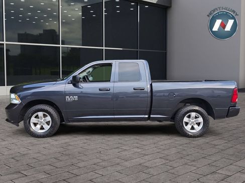 Used 2019 RAM 1500 Express AWD/4WD image 2