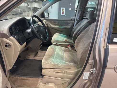 Used 2004 Honda Odyssey EX image 3