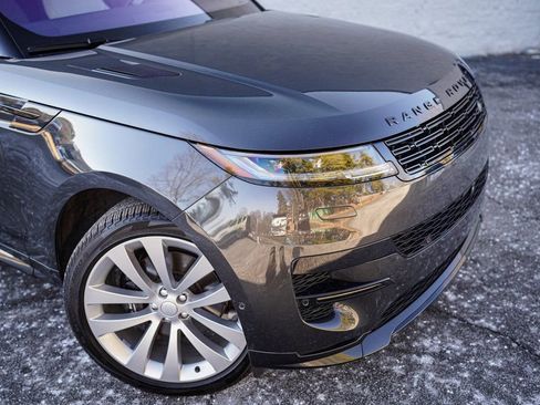 Used 2023 Land Rover Range Rover Sport SE Dynamic image 8