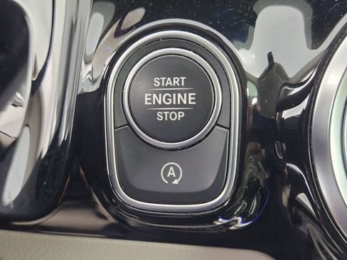 Used 2022 Mercedes-Benz GLA 250 image 31