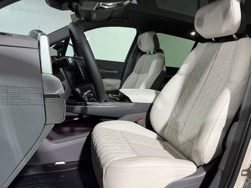 New 2026 Cadillac Escalade IQ Luxury 1 w/ LPO, Floor Liner Package image 4