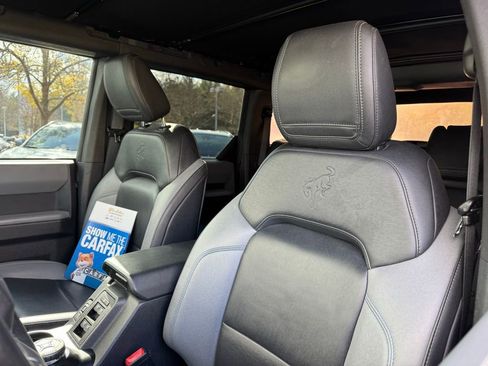 Used 2022 Ford Bronco Black Diamond image 24