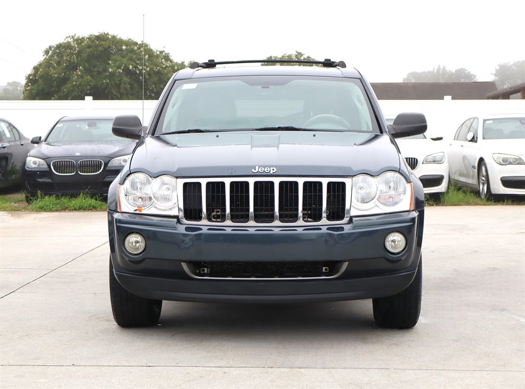 Used 2007 Jeep Grand Cherokee Limited RWD image 2