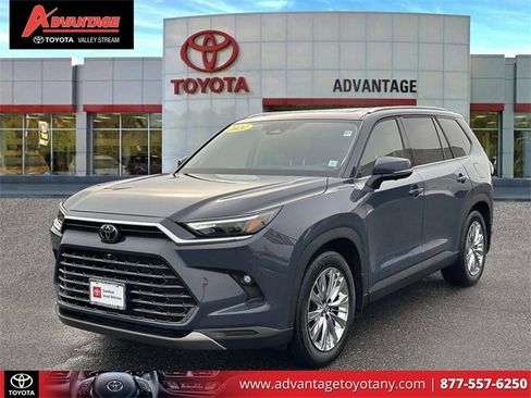 Used 2024 Toyota Grand Highlander Platinum image 4