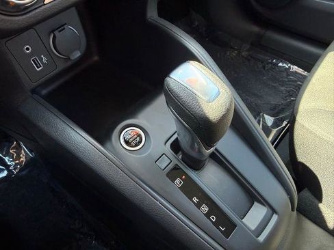 Certified 2025 Nissan Kicks Play S FWD image 27