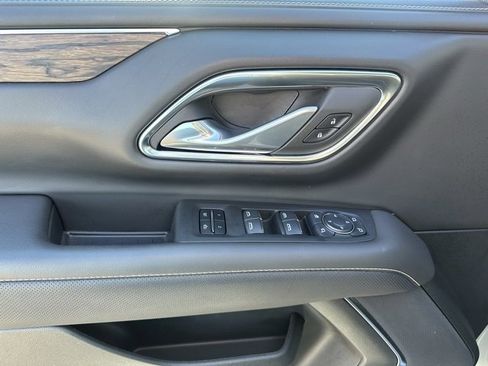 Certified 2024 Chevrolet Tahoe Premier w/ Premium Package image 3