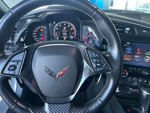 Used 2017 Chevrolet Corvette Stingray Coupe w/ Carbon Flash Badge Package RWD image 12