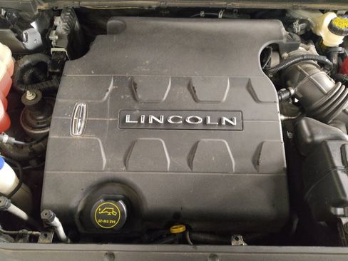 Used 2017 Lincoln MKX Reserve w/ Lincoln MKX Climate Package image 30