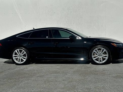 Used 2021 Audi A7 3.0T Premium Plus w/ Premium Plus AWD/4WD image 2