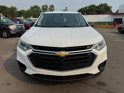 Used 2018 Chevrolet Traverse LS FWD image 8