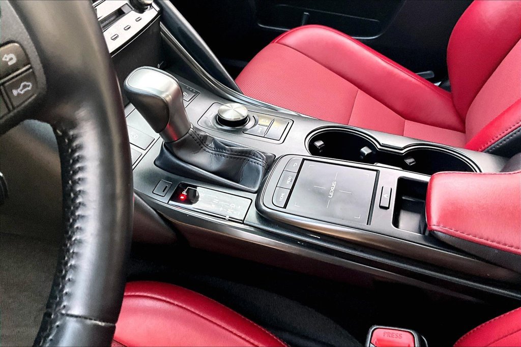 Used 2024 Lexus IS 300 w/ Comfort Package RWD image 19