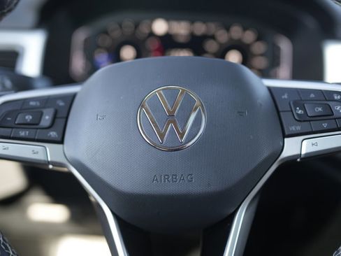 Certified 2023 Volkswagen Atlas SEL AWD/4WD image 20
