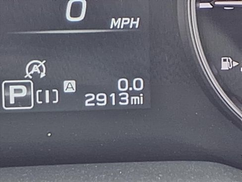 Certified 2025 Subaru Crosstrek 2.5i Limited w/ Crosstrek Mirror Package image 19