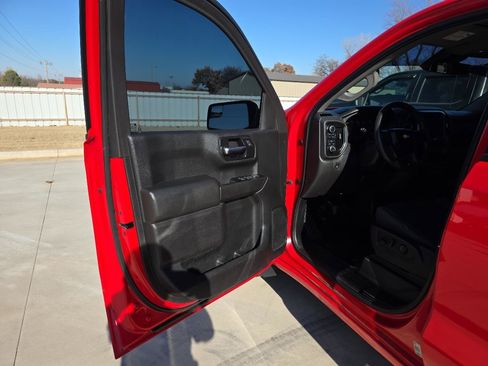 Used 2022 Chevrolet Silverado 1500 Custom w/ LPO, Dark Essentials Package AWD/4WD image 25